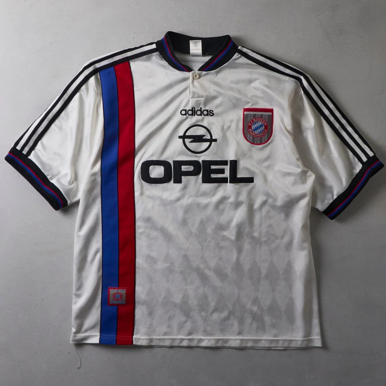 Vintage Bayern Munchen Adidas Jersey front view